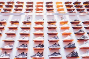 Best-Running-Shoes-For-Overweight-Men-2